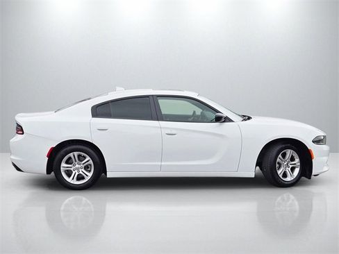 Used 2023 Dodge Charger SXT image 4