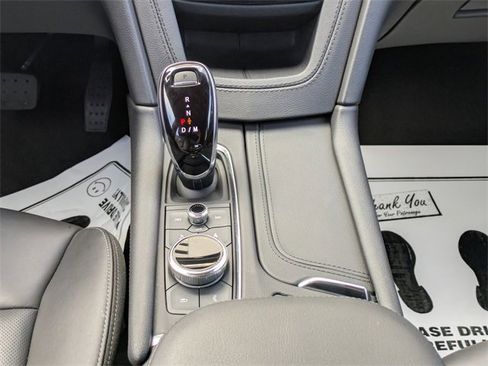 Used 2025 Cadillac XT6 Premium Luxury image 16