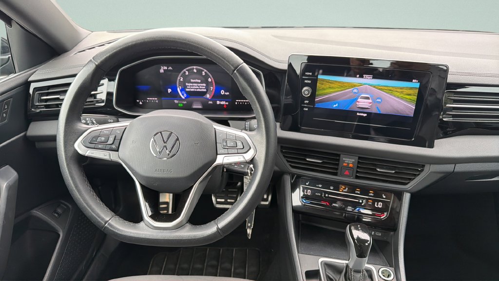 Certified 2025 Volkswagen Jetta Sport FWD image 18
