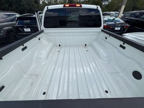 Used 2026 Nissan Frontier PRO-4X AWD/4WD image 30