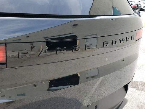 Used 2024 Land Rover Range Rover Sport SE AWD/4WD image 7