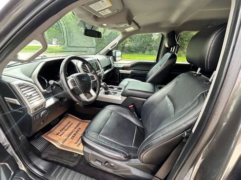 Used 2016 Ford F150 Lariat RWD image 11