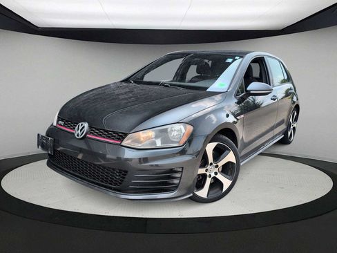 Used 2015 Volkswagen Golf 4-Door FWD image 1
