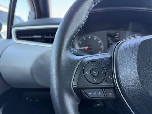 Used 2025 Toyota Corolla SE FWD image 17