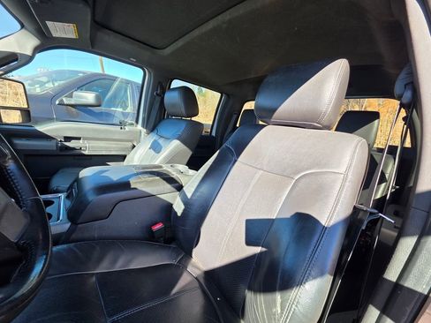 Used 2012 Ford F250 Lariat w/ Lariat Ultimate Pkg image 5