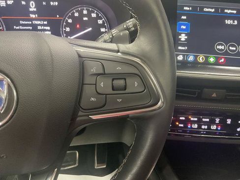 Used 2023 Buick Envision Essence w/ Sport Touring Package AWD/4WD image 22