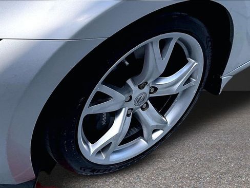 Used 2009 Nissan 370Z Coupe w/ Sport Pkg RWD image 29