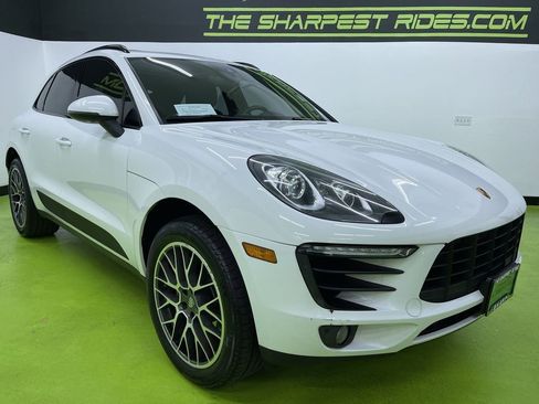 Used 2017 Porsche Macan S image 2