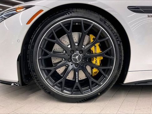 Certified 2022 Mercedes-Benz SL 63 AMG 4MATIC image 8