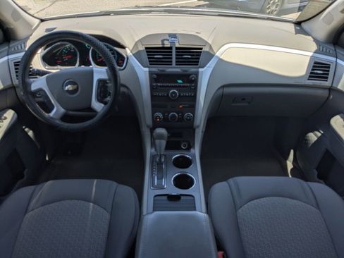 Used 2012 Chevrolet Traverse LS image 20