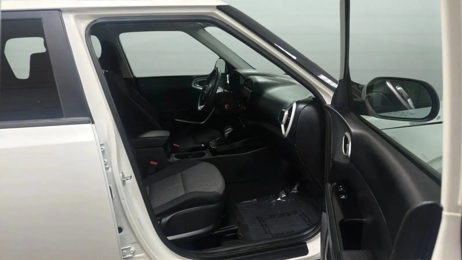 Used 2022 Kia Soul LX w/ Technology Package FWD image 21