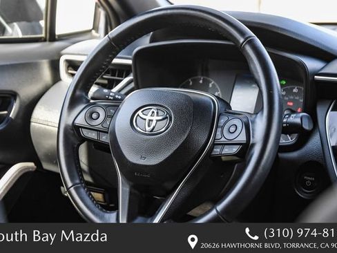 Used 2024 Toyota Corolla Cross AWD Hybrid w/ Moonroof Package image 15