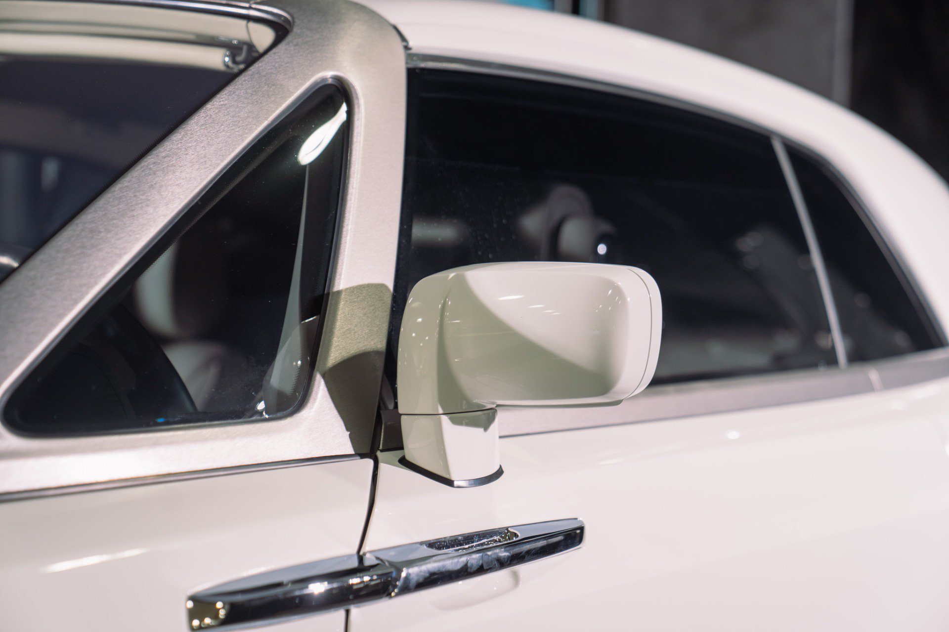 Used 2009 Rolls-Royce Phantom Coupe RWD image 16