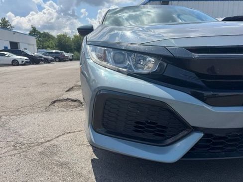 Used 2019 Honda Civic LX image 9