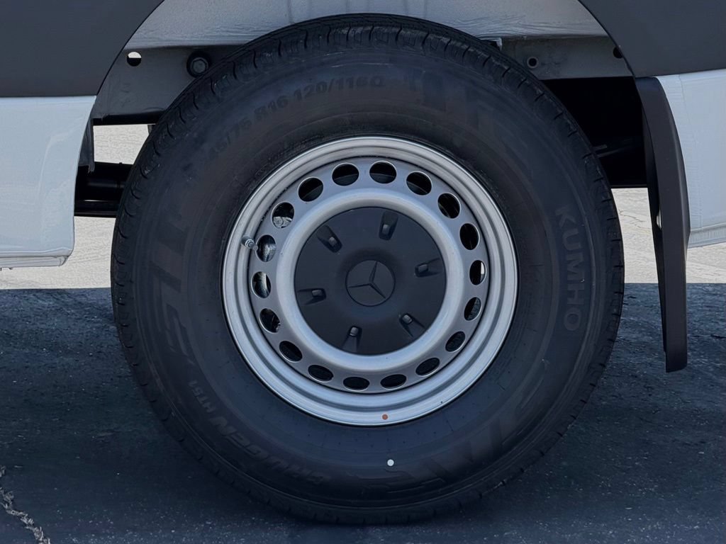 New 2026 Mercedes-Benz Sprinter 2500 image 18