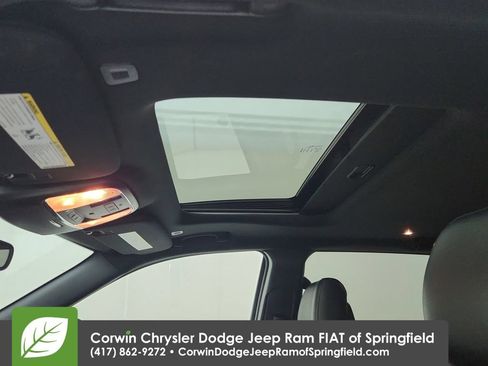 Used 2017 Jeep Grand Cherokee Limited AWD/4WD image 29