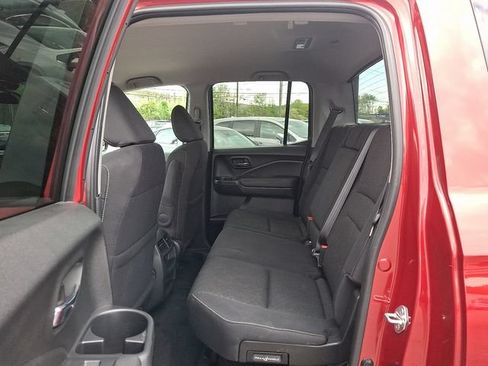 Used 2023 Honda Ridgeline Sport image 11