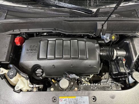 Used 2016 Chevrolet Traverse LT image 13