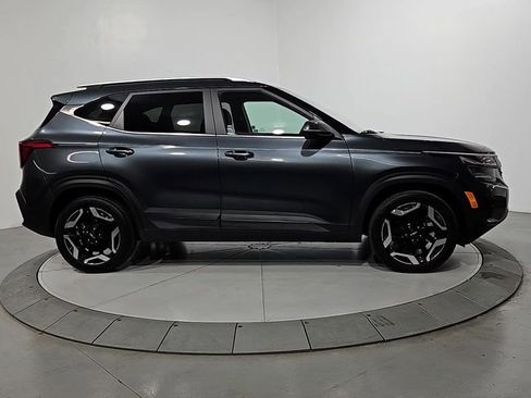 Used 2024 Kia Seltos SX image 7