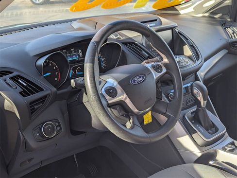 Used 2013 Ford Escape SE image 9