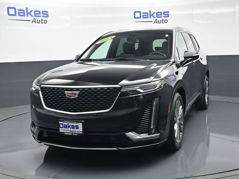 Used 2023 Cadillac XT6 Premium Luxury image 4