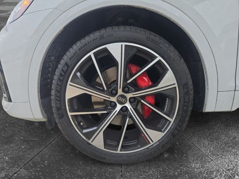 Used 2024 Audi SQ5 Premium Plus AWD/4WD image 9