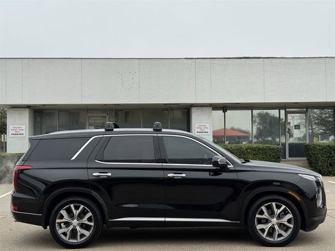 Used 2022 Hyundai Palisade SEL w/ 8P Bench Seat Package image 3