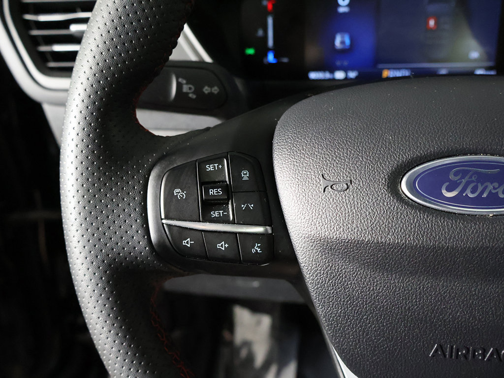 Used 2024 Ford Escape ST-Line w/ Tech Pack #1 AWD/4WD image 38