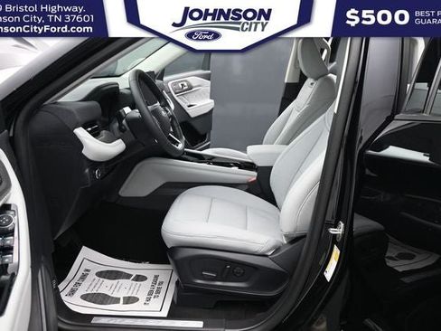 New 2026 Ford Explorer Platinum AWD/4WD image 21