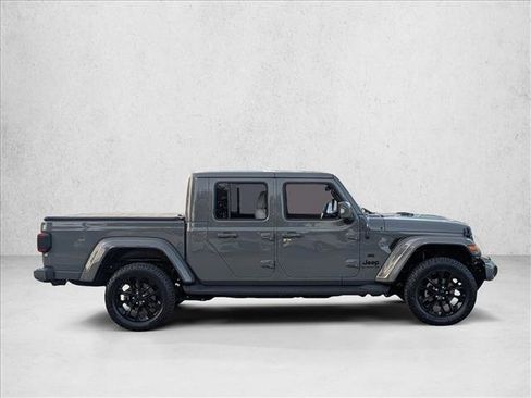 Used 2022 Jeep Gladiator Overland AWD/4WD image 4