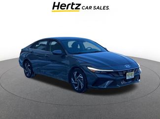 Used 2025 Hyundai Elantra SEL video 1