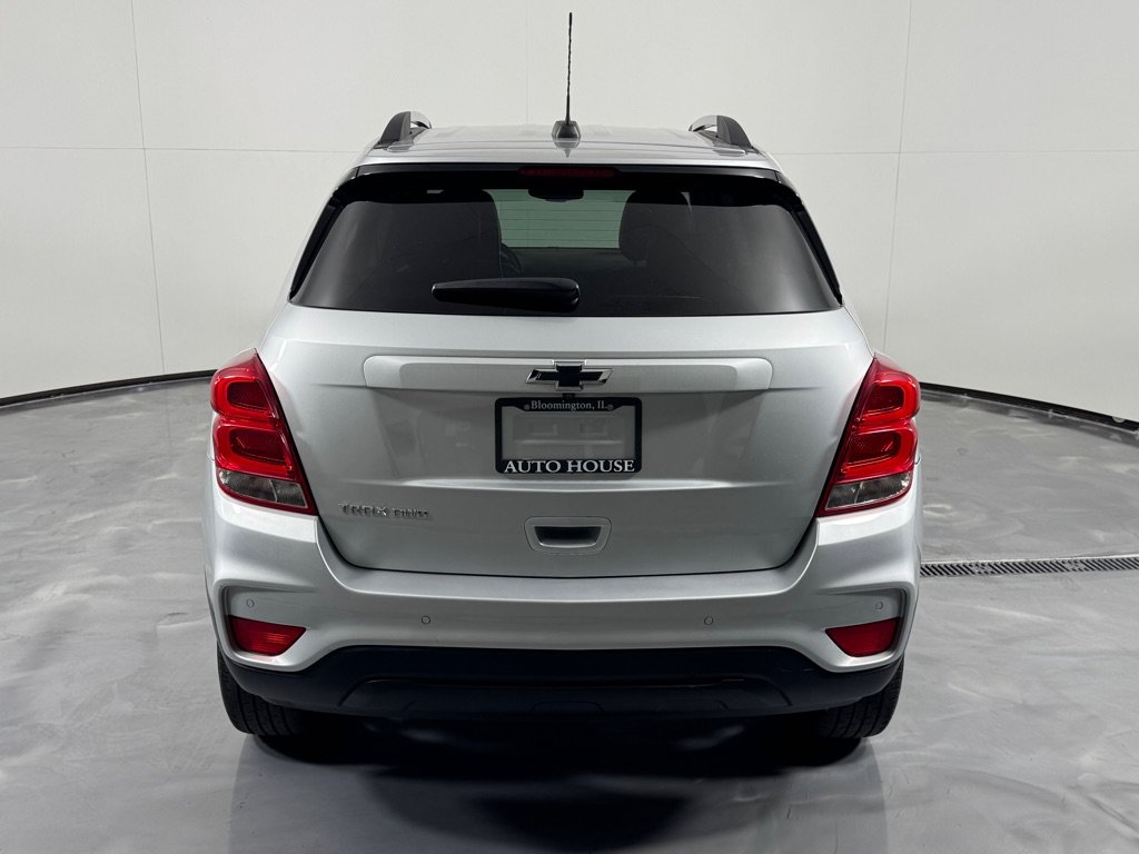 Used 2022 Chevrolet Trax LT w/ Driver Confidence Package AWD/4WD image 6