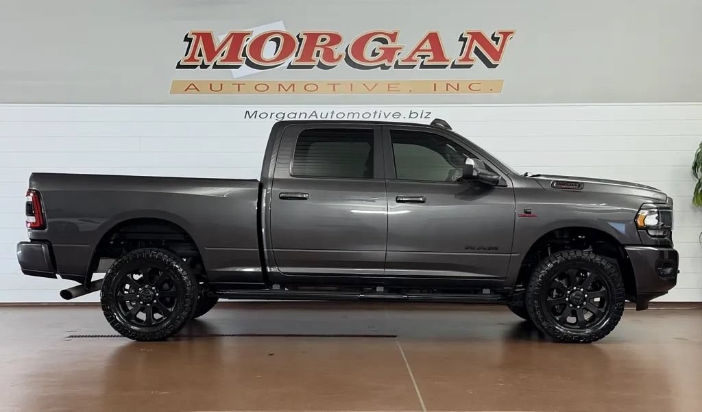 Used 2022 RAM 2500 Big Horn w/ Level C Equiment Group AWD/4WD image 2