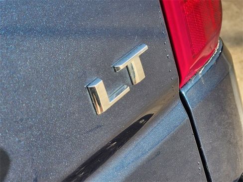 Used 2023 Chevrolet Silverado 1500 LT image 12