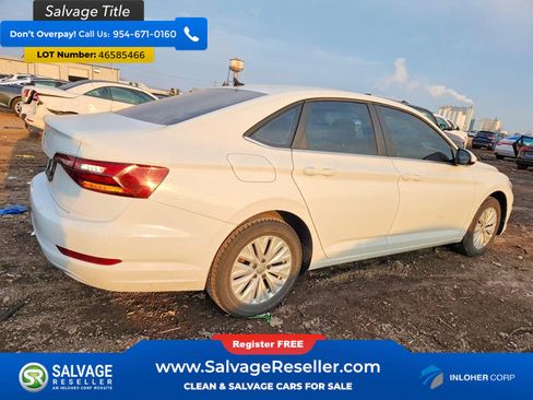 Used 2019 Volkswagen Jetta S w/ Driver Assistance Package image 4