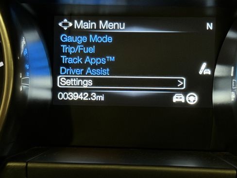 Used 2020 Ford Mustang Shelby GT350 w/ Technology Package RWD image 20