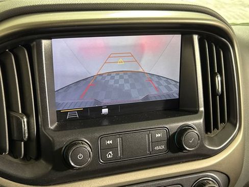 Used 2021 Chevrolet Colorado Z71 w/ Safety Package AWD/4WD image 35