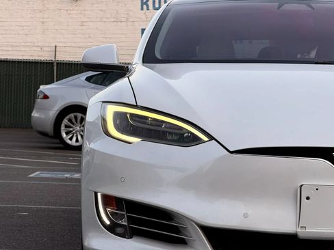 Used 2019 Tesla Model S 75D AWD/4WD image 3