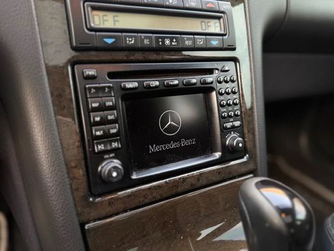 Used 2002 Mercedes-Benz E 55 AMG Sedan image 19