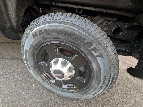 Used 2013 GMC Sierra 2500 SLE w/ Convenience Package image 10