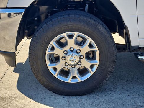 Used 2021 RAM 2500 Big Horn image 11