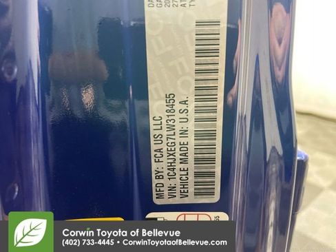 Used 2020 Jeep Wrangler Unlimited Sahara image 25