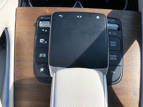 Used 2022 Mercedes-Benz GLE 350 GLE 350 w/ Premium Package image 33