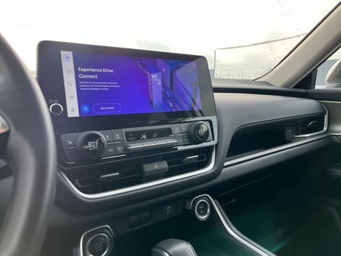 Used 2025 Toyota Grand Highlander FWD image 21