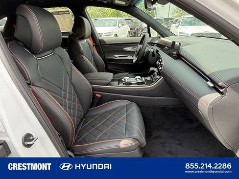 New 2026 Genesis GV70 3.5T Sport Prestige AWD/4WD image 18