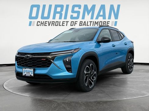 New 2026 Chevrolet Trax RS w/ Driver Confidence Package image 2