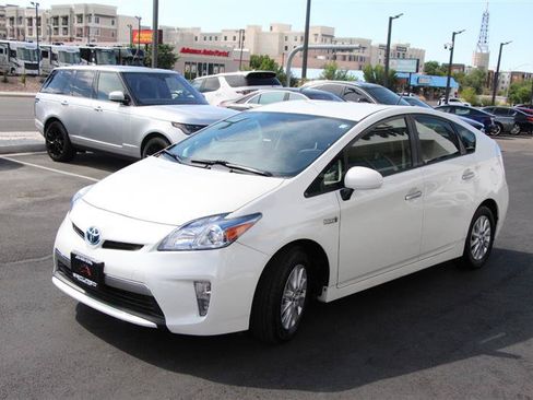 Used 2012 Toyota Prius Prime Plug-In Hybrid FWD image 4