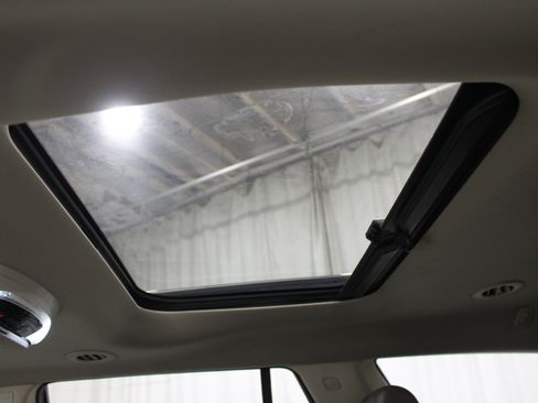 Used 2014 Buick Enclave Leather w/ Trailering Provision Package FWD image 26