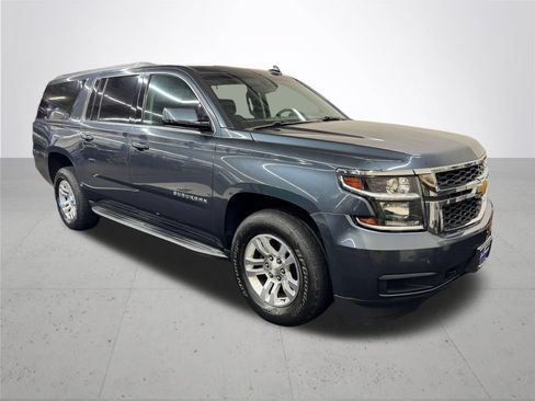 Used 2019 Chevrolet Suburban LT AWD/4WD image 10