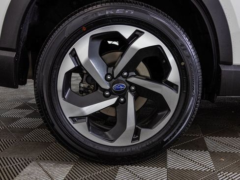 Used 2023 Subaru Forester Touring AWD/4WD image 58